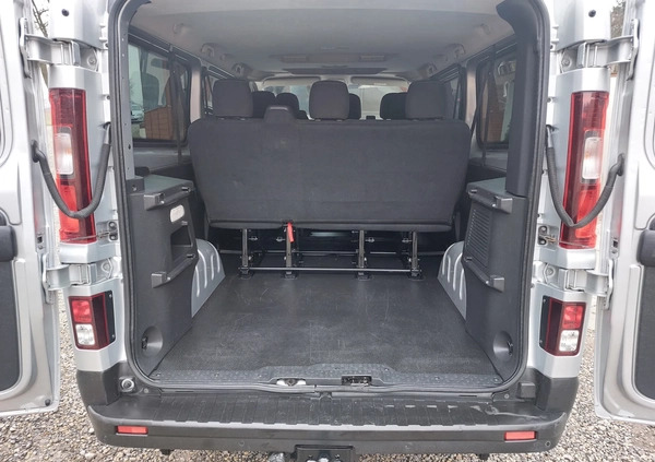 Renault Trafic cena 66900 przebieg: 262000, rok produkcji 2016 z Wolbrom małe 529